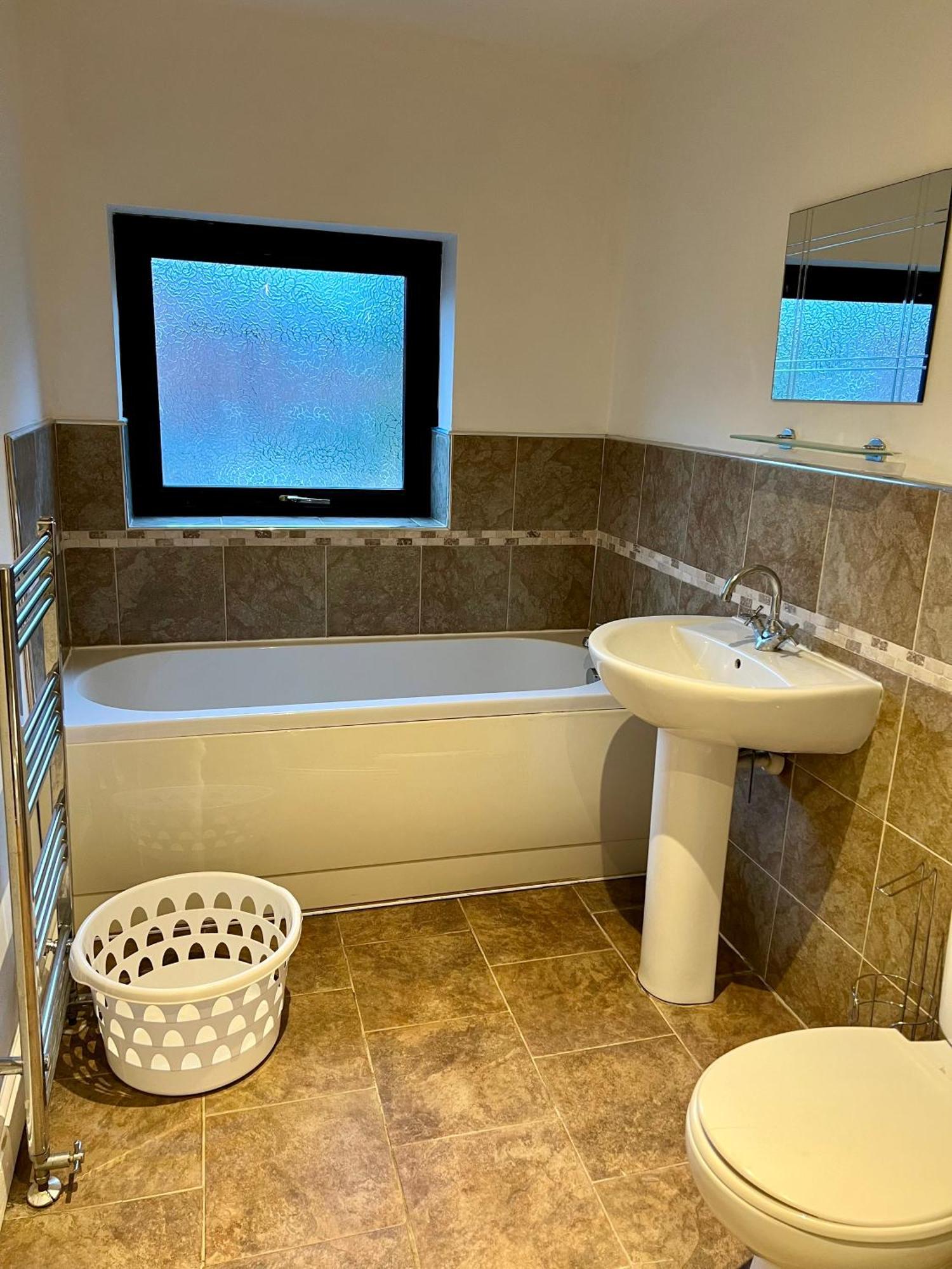 Housefield Stay, Room 4 Stoke-on-Trent Exterior photo